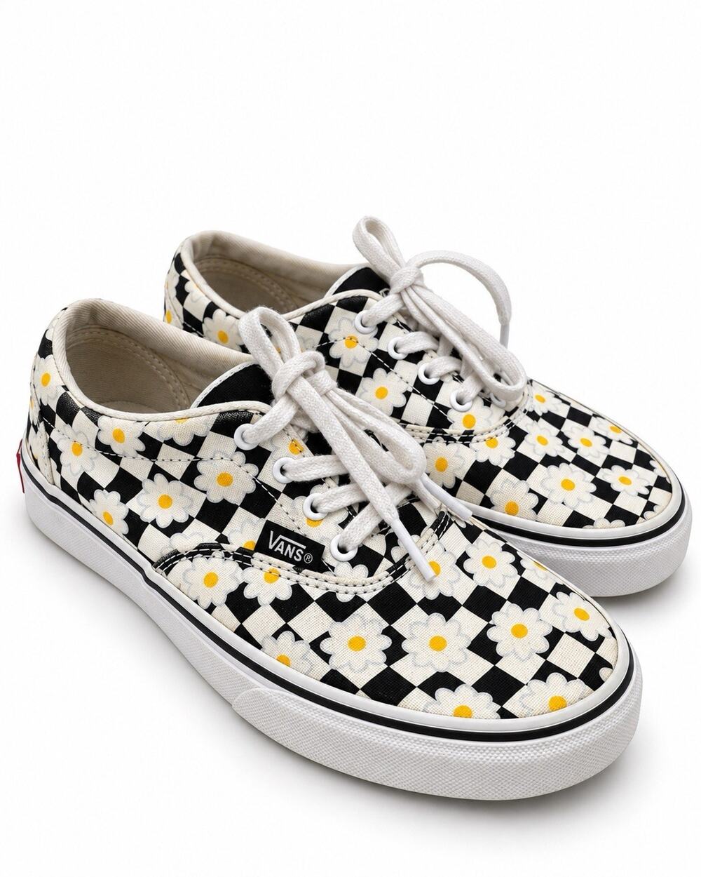 Vans Checkerboard Daisy Floral Sneakers Youth 2.5 / Women’s 4 Black White